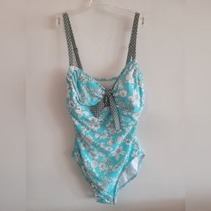 Beach House One Piece Size 8